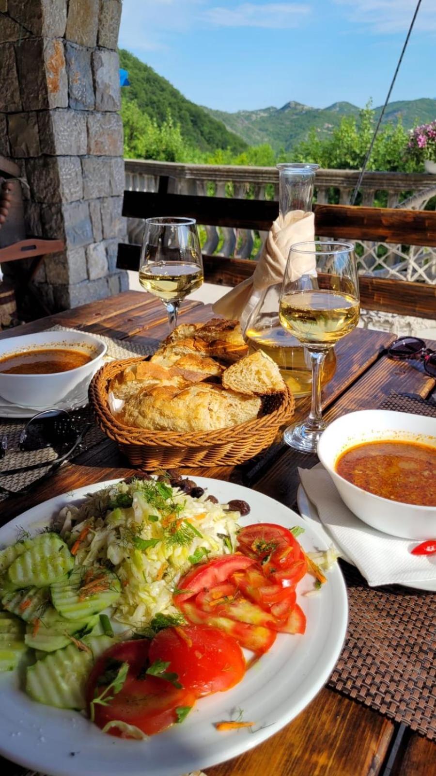 Skadar Family Rijeka Crnojevica
